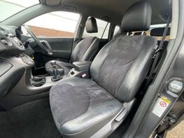 Toyota Rav4 2.2 RAV4 XT-R D-4D 4WD 5dr 40