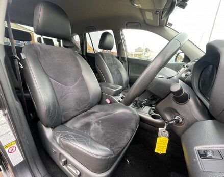 Toyota Rav4 2.2 RAV4 XT-R D-4D 4WD 5dr 38