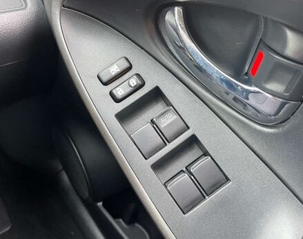 Toyota Rav4 2.2 RAV4 XT-R D-4D 4WD 5dr 37