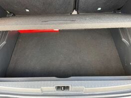 Renault Captur 1.3 Captur GT Line TCe Auto 5dr 63