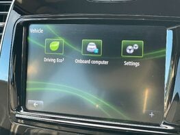 Renault Captur 1.3 Captur GT Line TCe Auto 5dr 36