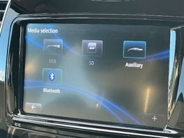 Renault Captur 1.3 Captur GT Line TCe Auto 5dr 35