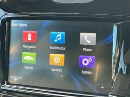 Renault Captur 1.3 Captur GT Line TCe Auto 5dr 27