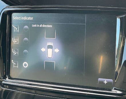 Renault Captur 1.3 Captur GT Line TCe Auto 5dr 40