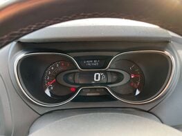 Renault Captur 1.3 Captur GT Line TCe Auto 5dr 20