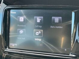 Renault Captur 1.3 Captur GT Line TCe Auto 5dr 38