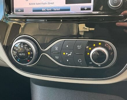 Renault Captur 1.3 Captur GT Line TCe Auto 5dr 42