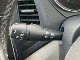 Renault Captur 1.3 Captur GT Line TCe Auto 5dr 50