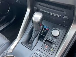 Lexus NX 2.5 NX 300h F Sport CVT 4WD 5dr 45