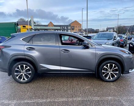 Lexus NX 2.5 NX 300h F Sport CVT 4WD 5dr 10