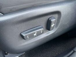 Lexus NX 2.5 NX 300h F Sport CVT 4WD 5dr 64