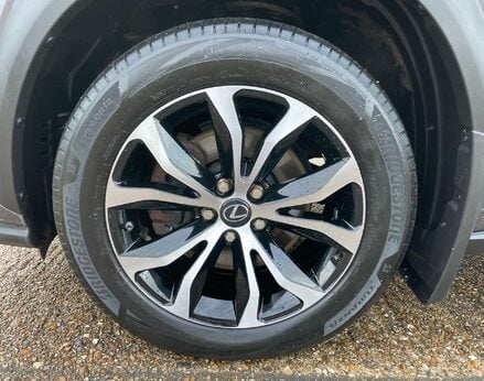 Lexus NX 2.5 NX 300h F Sport CVT 4WD 5dr 14