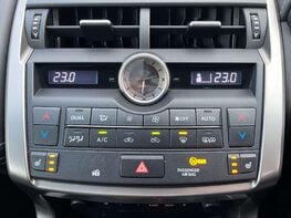 Lexus NX 2.5 NX 300h F Sport CVT 4WD 5dr 43