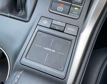 Lexus NX 2.5 NX 300h F Sport CVT 4WD 5dr 47