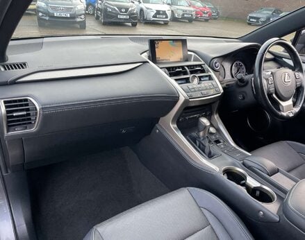 Lexus NX 2.5 NX 300h F Sport CVT 4WD 5dr 30