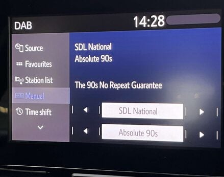 Toyota Yaris 1.5 Yaris Icon HEV CVT 5dr 44