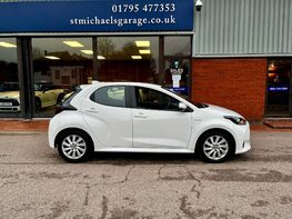 Toyota Yaris 1.5 Yaris Icon HEV CVT 5dr 10