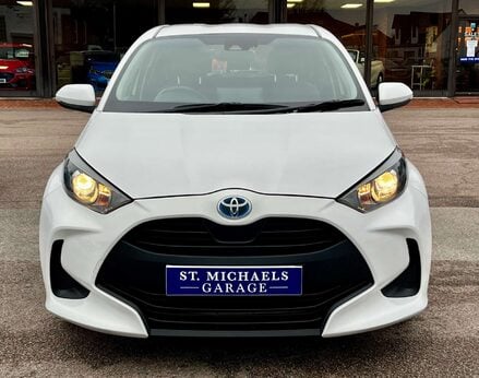 Toyota Yaris 1.5 Yaris Icon HEV CVT 5dr 5