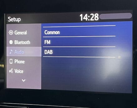 Toyota Yaris 1.5 Yaris Icon HEV CVT 5dr 47