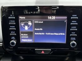 Toyota Yaris 1.5 Yaris Icon HEV CVT 5dr 34