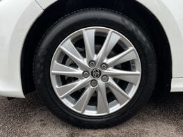 Toyota Yaris 1.5 Yaris Icon HEV CVT 5dr 13