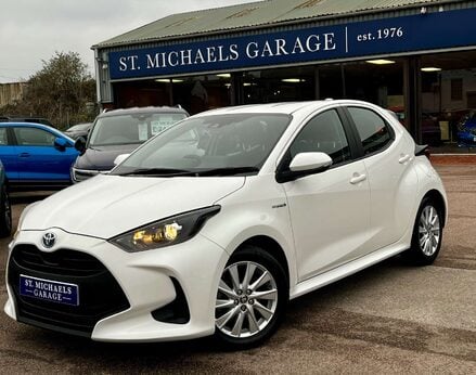 Toyota Yaris 1.5 Yaris Icon HEV CVT 5dr 1