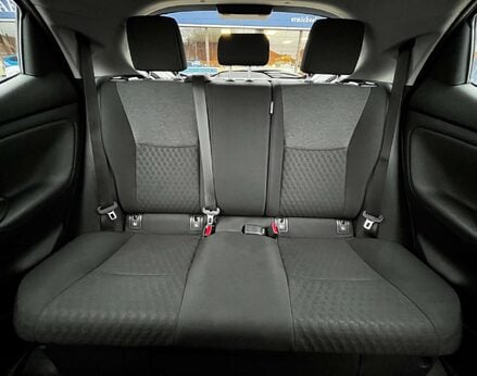 Toyota Yaris 1.5 Yaris Icon HEV CVT 5dr 64