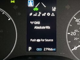 Toyota Yaris 1.5 Yaris Icon HEV CVT 5dr 32