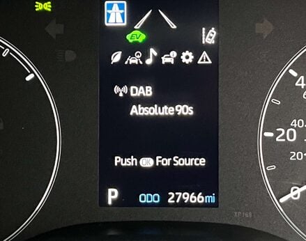 Toyota Yaris 1.5 Yaris Icon HEV CVT 5dr 32