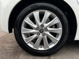 Toyota Yaris 1.5 Yaris Icon HEV CVT 5dr 15