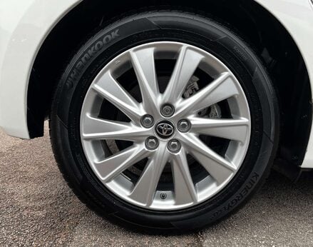 Toyota Yaris 1.5 Yaris Icon HEV CVT 5dr 15