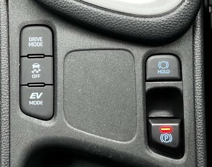 Toyota Yaris 1.5 Yaris Icon HEV CVT 5dr 55