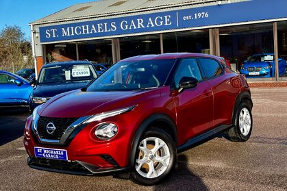 Nissan Juke 1.0 Juke N-Connecta DiG-T Semi-Auto 5dr