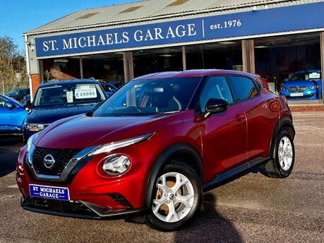 Nissan Juke 1.0 Juke N-Connecta DiG-T Semi-Auto 5dr