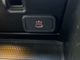 BMW 4 Series 2.0 420I M Sport Auto 2dr 73