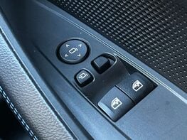 BMW 4 Series 2.0 420I M Sport Auto 2dr 80