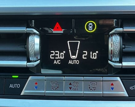 BMW 4 Series 2.0 420I M Sport Auto 2dr 65