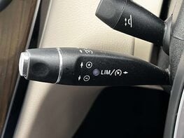 Mercedes-Benz C Class 2.1 C220 Sport Premium Bluetec Auto 4dr 64