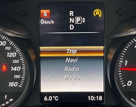 Mercedes-Benz C Class 2.1 C220 Sport Premium Bluetec Auto 4dr 22