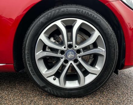 Mercedes-Benz C Class 2.1 C220 Sport Premium Bluetec Auto 4dr 16