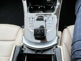 Mercedes-Benz C Class 2.1 C220 Sport Premium Bluetec Auto 4dr 57