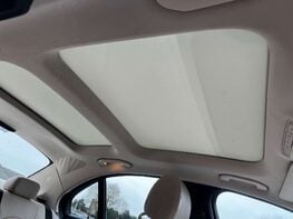 Mercedes-Benz C Class 2.1 C220 Sport Premium Bluetec Auto 4dr 82