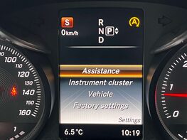 Mercedes-Benz C Class 2.1 C220 Sport Premium Bluetec Auto 4dr 29