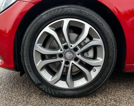 Mercedes-Benz C Class 2.1 C220 Sport Premium Bluetec Auto 4dr 13