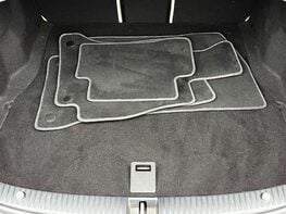 Mercedes-Benz C Class 2.1 C220 Sport Premium Bluetec Auto 4dr 79