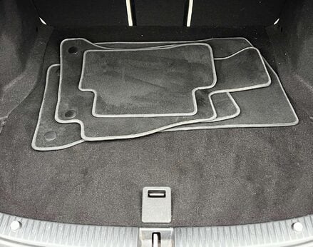 Mercedes-Benz C Class 2.1 C220 Sport Premium Bluetec Auto 4dr 79