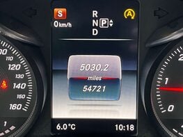 Mercedes-Benz C Class 2.1 C220 Sport Premium Bluetec Auto 4dr 23