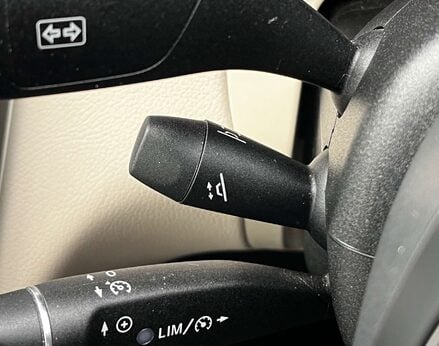 Mercedes-Benz C Class 2.1 C220 Sport Premium Bluetec Auto 4dr 63