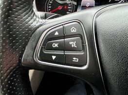 Mercedes-Benz C Class 2.1 C220 Sport Premium Bluetec Auto 4dr 58