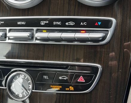 Mercedes-Benz C Class 2.1 C220 Sport Premium Bluetec Auto 4dr 53